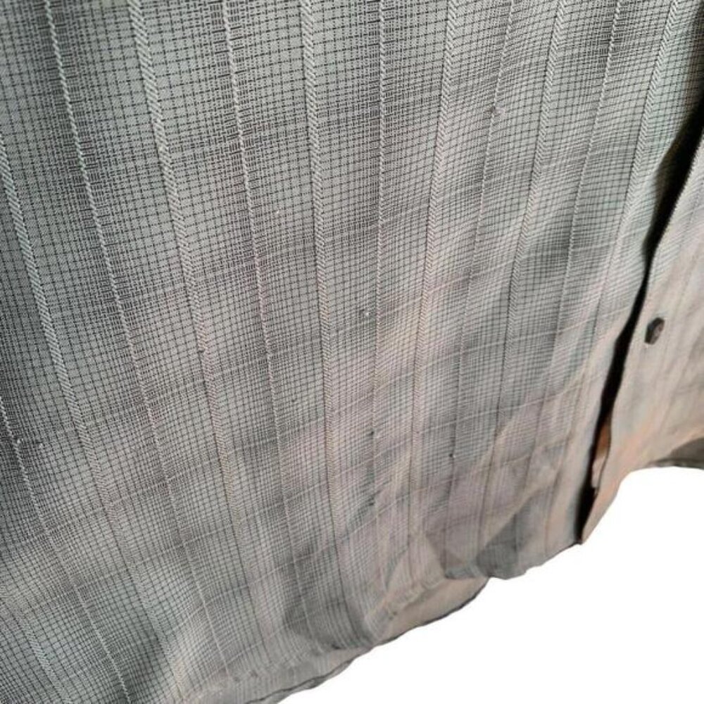 Haggar Mens Luury Microfibre Long Sleeve Gray Plaid Shirt Size L Defect - Picture 6 of 8